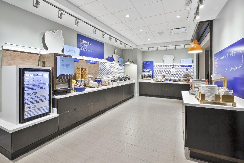 Holiday Inn Express & Suites Okemos - University Area By Ihg Esterno foto